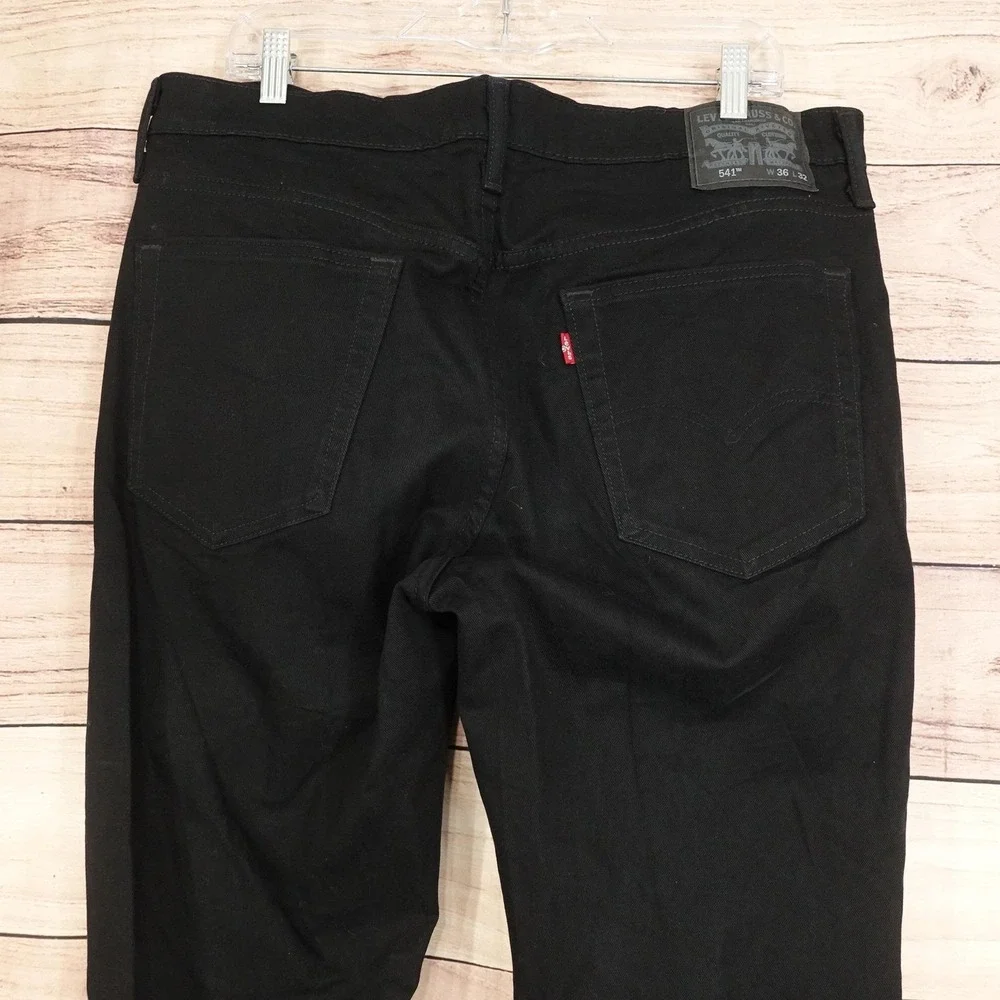 Levis 541 Jeans Mens 36x32 Black Athletic Taper Stretch Denim Pants